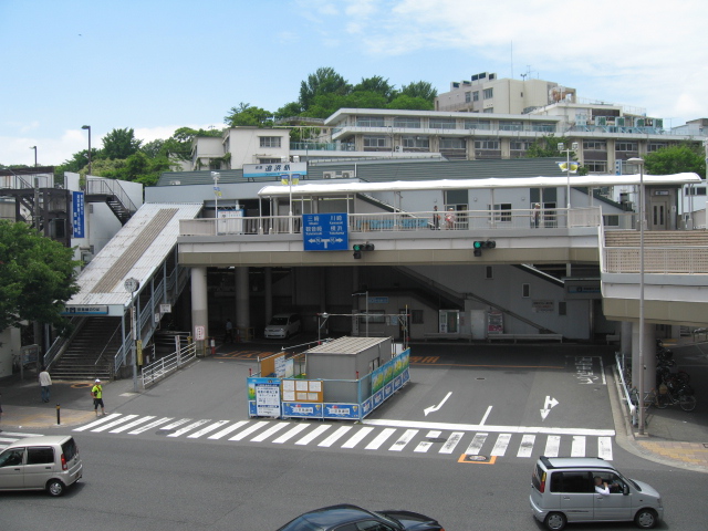 Other. Keikyu main line Oppama Station to (other) 2160m
