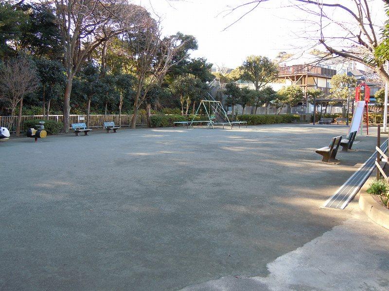 Other. Awata 6-chome Park. Walk 2 ~ 3 minutes.