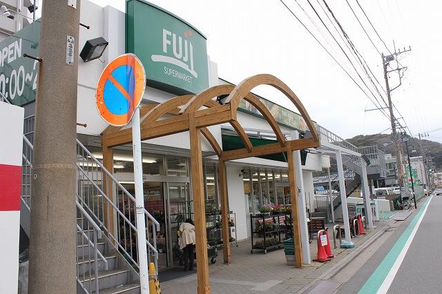 Supermarket. Fuji 1117m until Kitakurihama shop