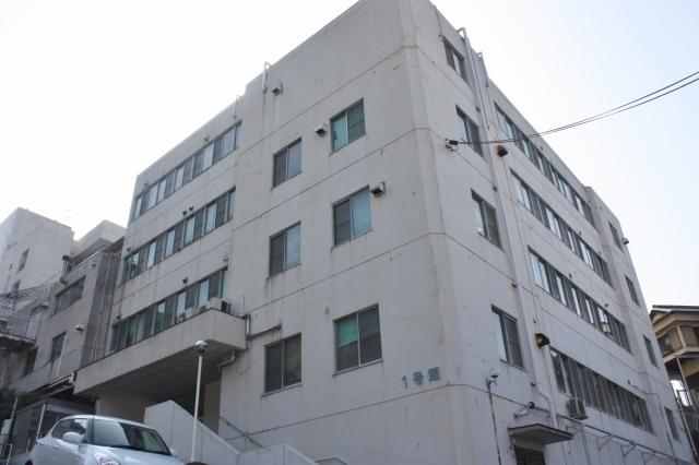 Hospital. 2424m to National Public Officers Mutual Aid Association Federation Yokosukakyosaibyoin Branch Hospital