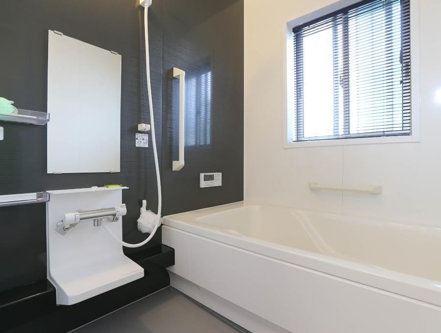 Bathroom. Our condominium construction cases / bathroom