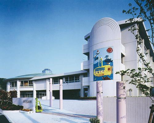 Primary school. 520m to Yokosuka Tateno Hihigashi Elementary School