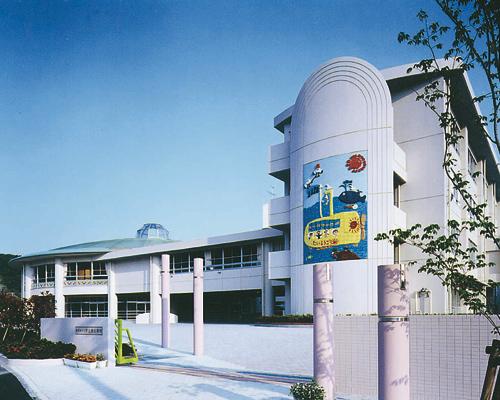 Primary school. 520m to Yokosuka Tateno Hihigashi Elementary School