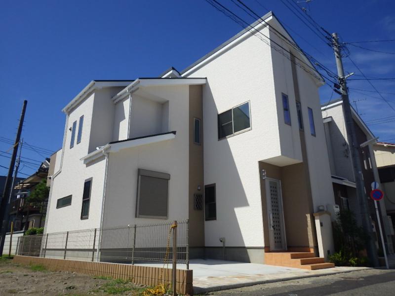 Same specifications photos (appearance). It will be the company's construction cases