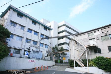 Hospital. 853m to National Public Officers Mutual Aid Association Federation Yokosukakyosaibyoin Branch Hospital