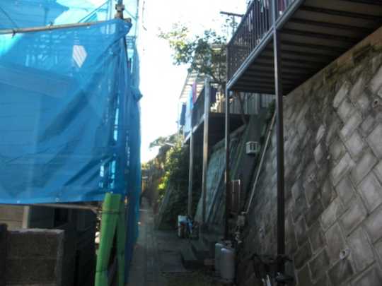 Local appearance photo. East side road portion