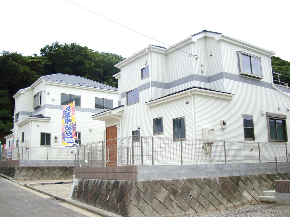 Same specifications photos (appearance). You can choose outer wall color. It is Asahi Kasei power board 37 mm.