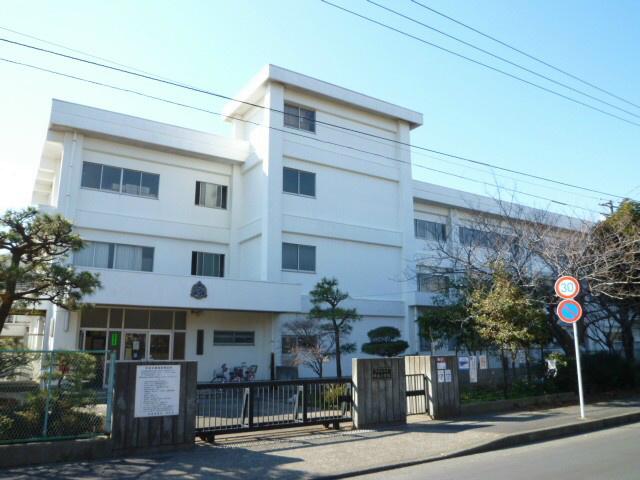 Primary school. 1970m to Yokosuka Municipal Akehama Elementary School