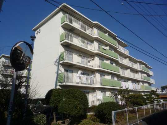 Local appearance photo.  ■ Building appearance, 4-3 Building. Is a 2-minute walk from the "Keikyunagasawa" station