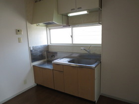 Kitchen. The kitchen is a two-necked gas stove can be installed, It is with window. 
