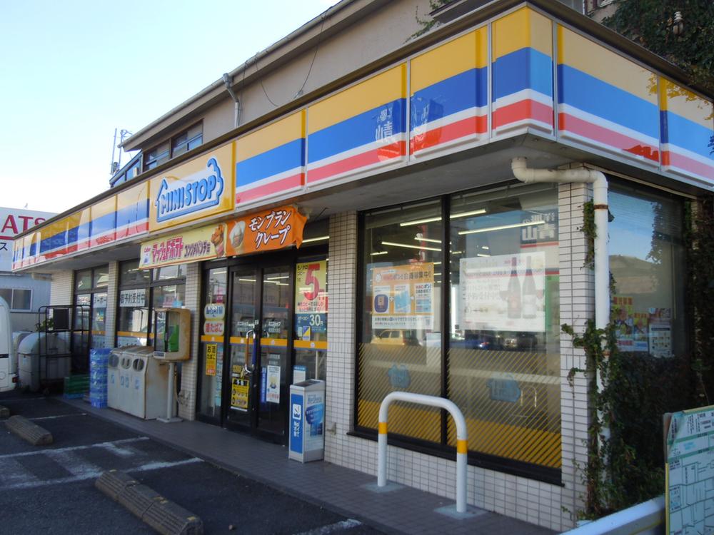 Convenience store. MINISTOP 180m to Otsu Yokosuka shop