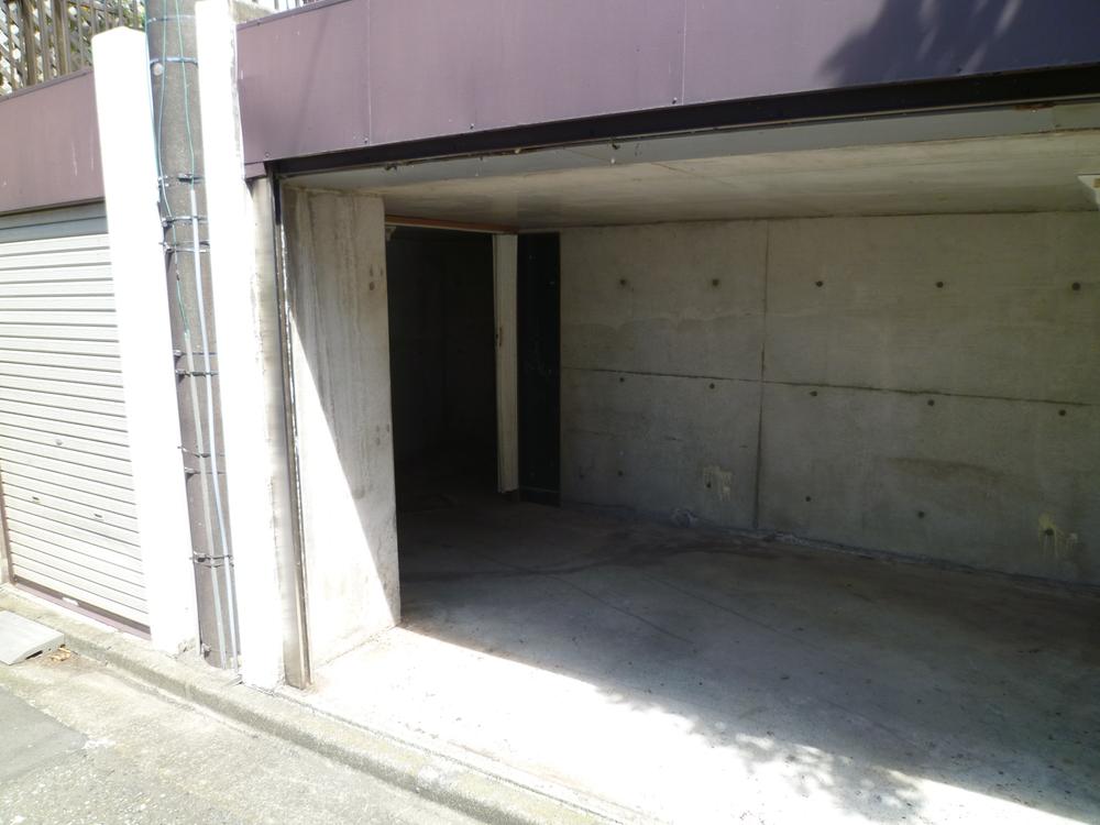 Compartment figure. Land price 13.8 million yen, Underground garage portion of the land area 111.66 sq m Current Status