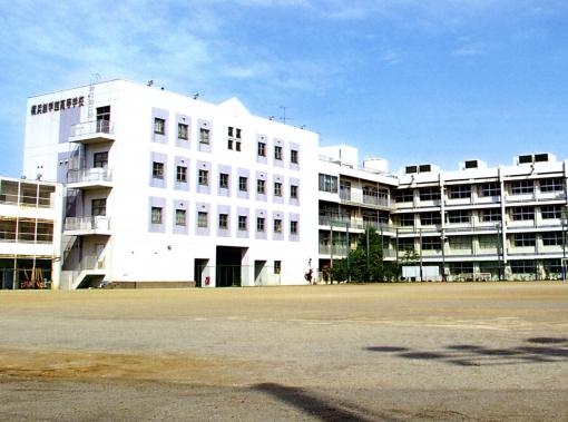 high school ・ College. 1558m to private Yokohama Sogaku Hall High School