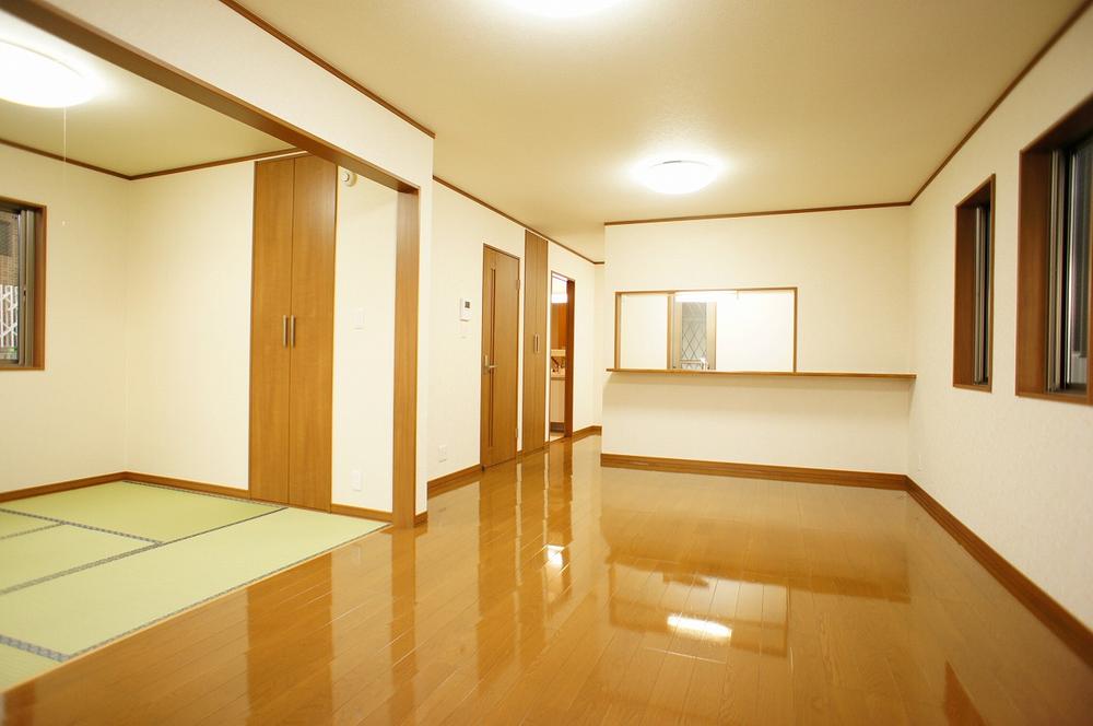Living. Indoor (12 May 2013) Shooting, Heisei both 25 November in the exterior is immediately possible tenants per completed renovation.