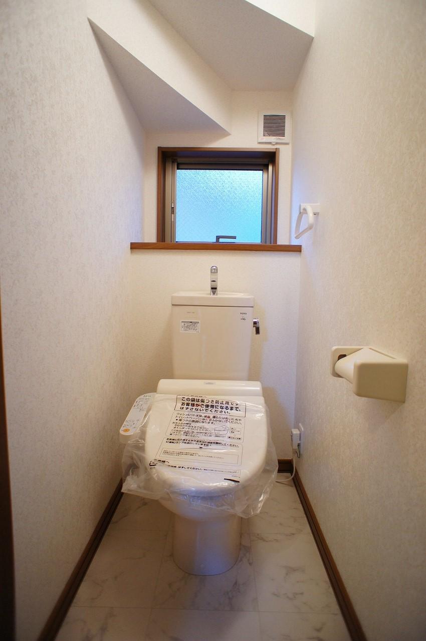 Toilet. Indoor (12 May 2013) Shooting, Toilet on the first floor ・ Both second floor is a bidet.