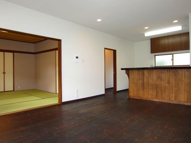 Living. The next, You live, For visitors, Indoor playground space for children ・ ・ ・ Convenient too Japanese-style room