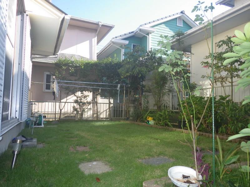 Garden. It is open because there is a garden on the south side.