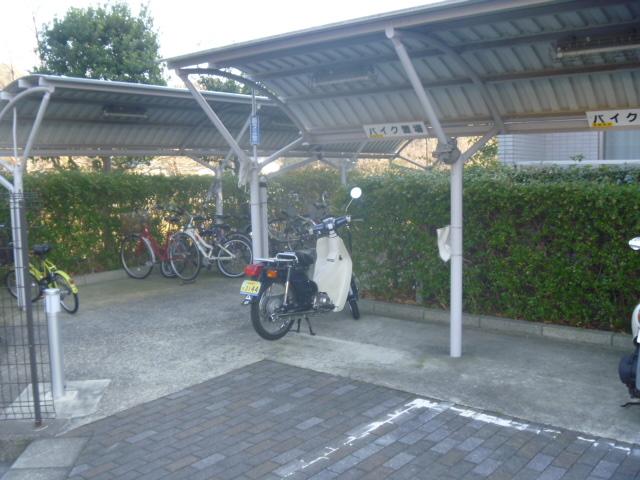 Other common areas. Bicycle parking is available.