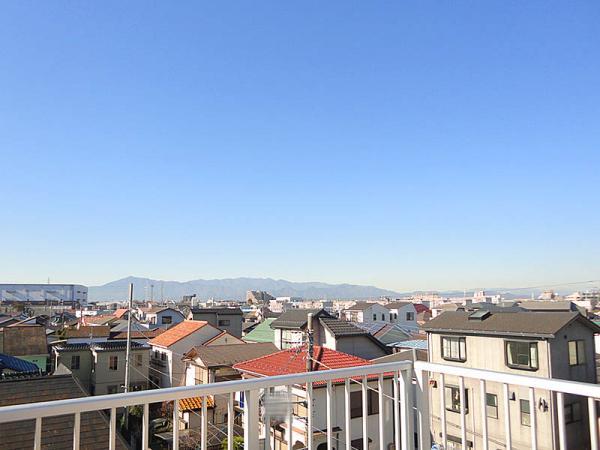 View photos from the dwelling unit
