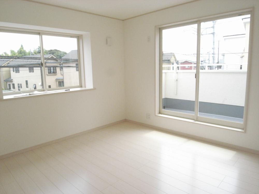 Same specifications photos (Other introspection). Room same specifications