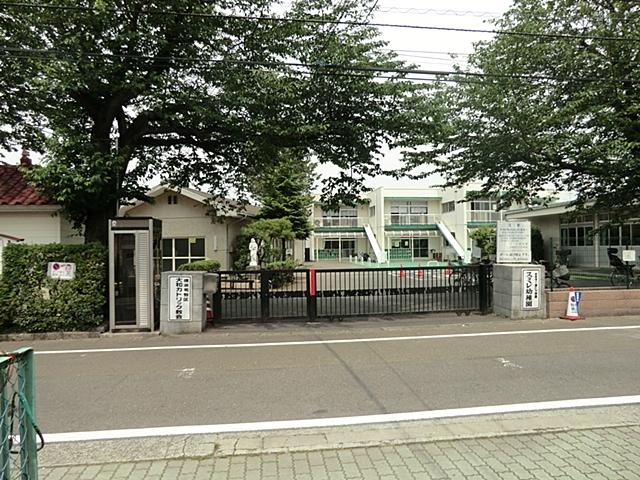 kindergarten ・ Nursery. 800m to violet kindergarten