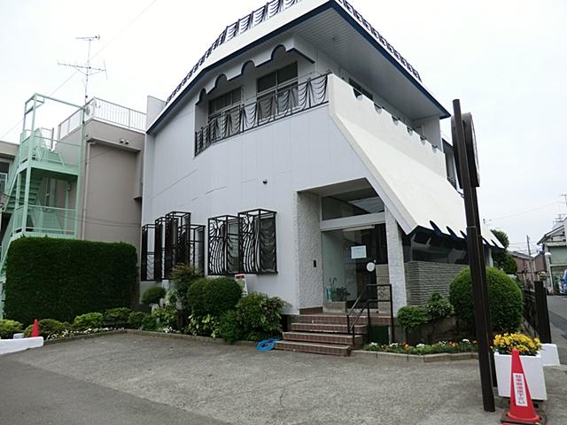 Hospital. 650m to Toba internal medicine