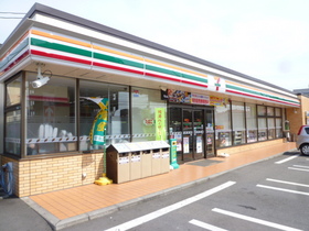 Convenience store. 240m to Seven-Eleven (convenience store)