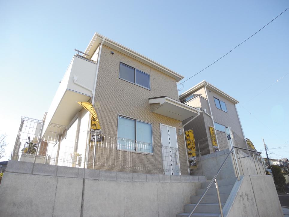 Local appearance photo. Local (12 May 2013) Shooting