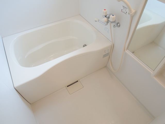 Bath. Additional heating function with.