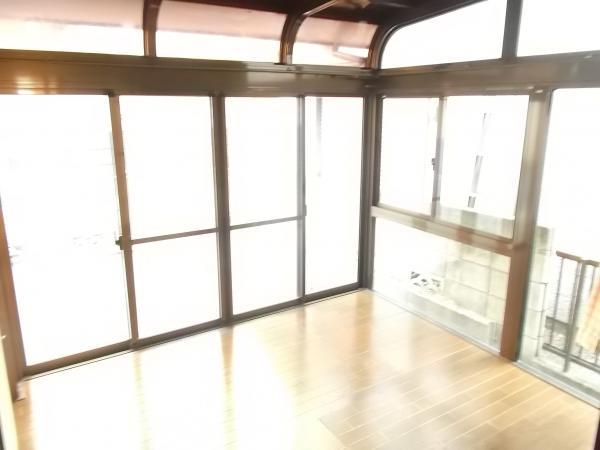Other local. First floor solarium.