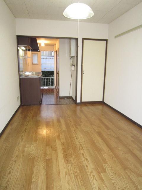 Living and room
