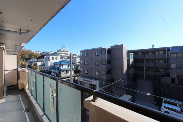 View photos from the dwelling unit. View from local