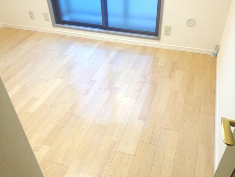 Non-living room. Local (12 May 2013) Shooting