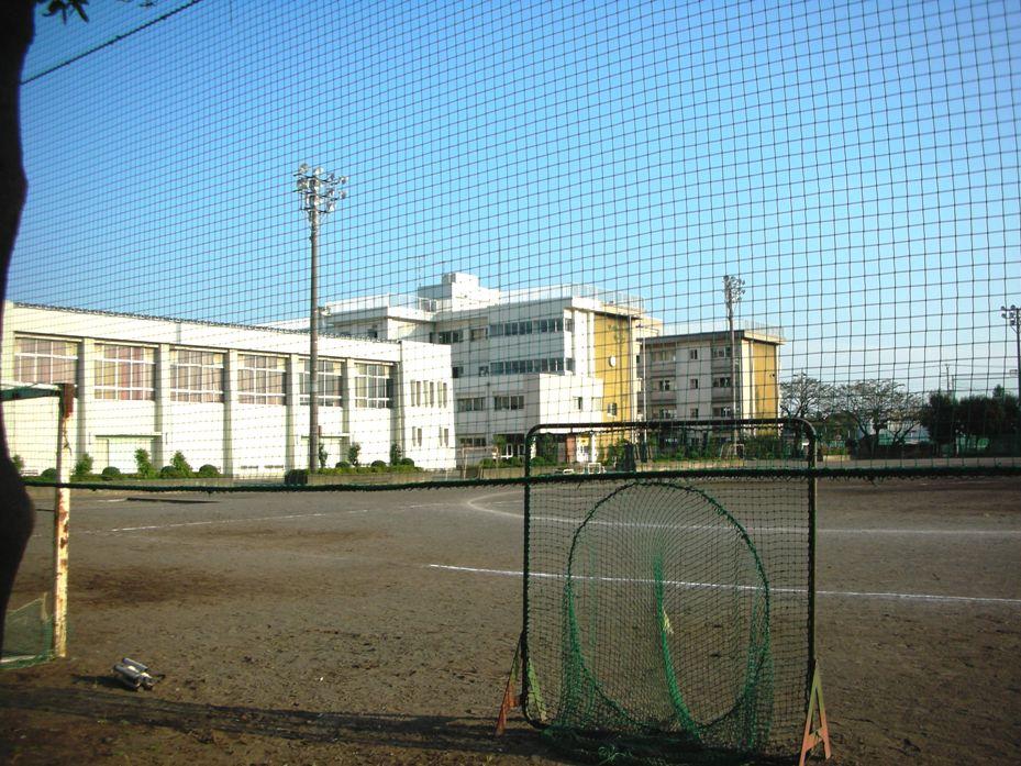 Junior high school. Zama City 596m to stand Kurihara Junior High School