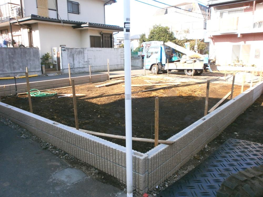 Local appearance photo. Local (11 May 2013) Shooting