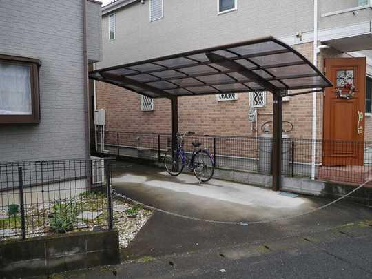 Parking lot