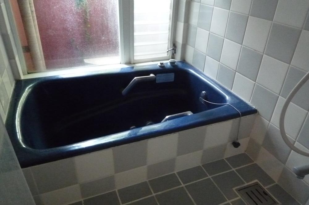 Bathroom. Indoor (July 2013) Shooting