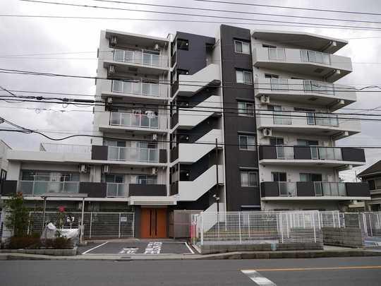 Local appearance photo. It is with a roof balcony in 2011. Built in the apartment of Sagamino Station 9 minute walk.