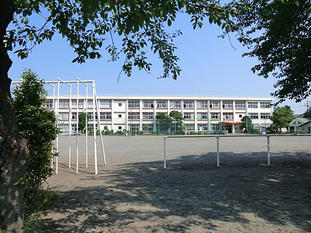 Primary school. Zama City 750m to stand Kurihara elementary school