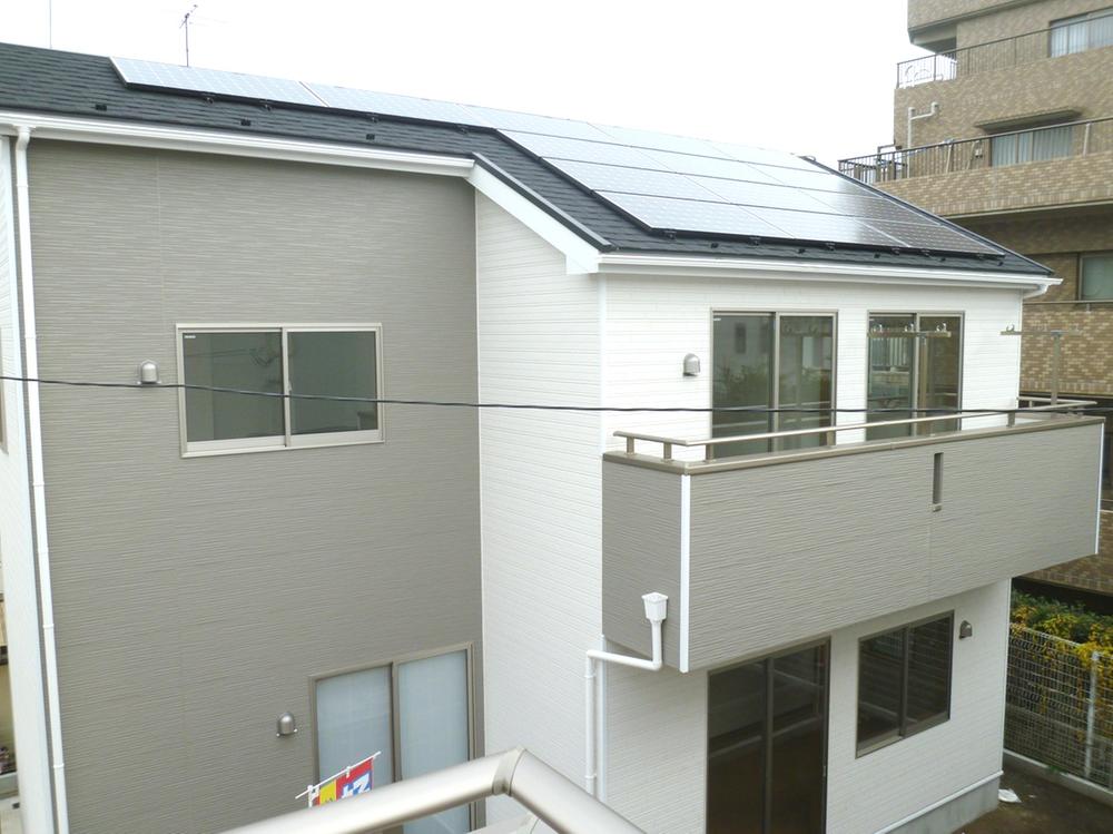 View photos from the dwelling unit. 1 Building