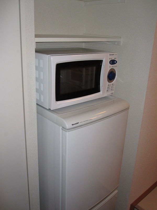 Other Equipment. microwave ・ refrigerator