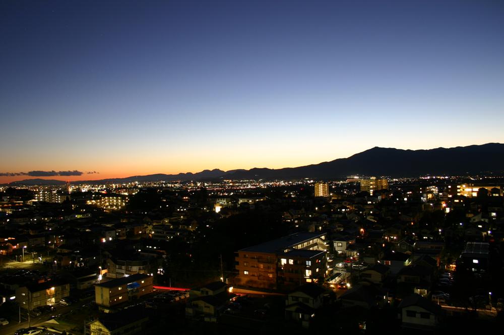 View photos from the dwelling unit. Dusk (seller like shooting)