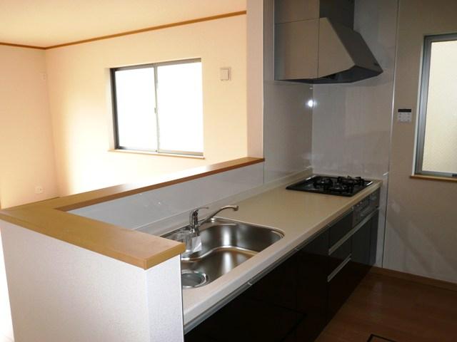Same specifications photo (kitchen)