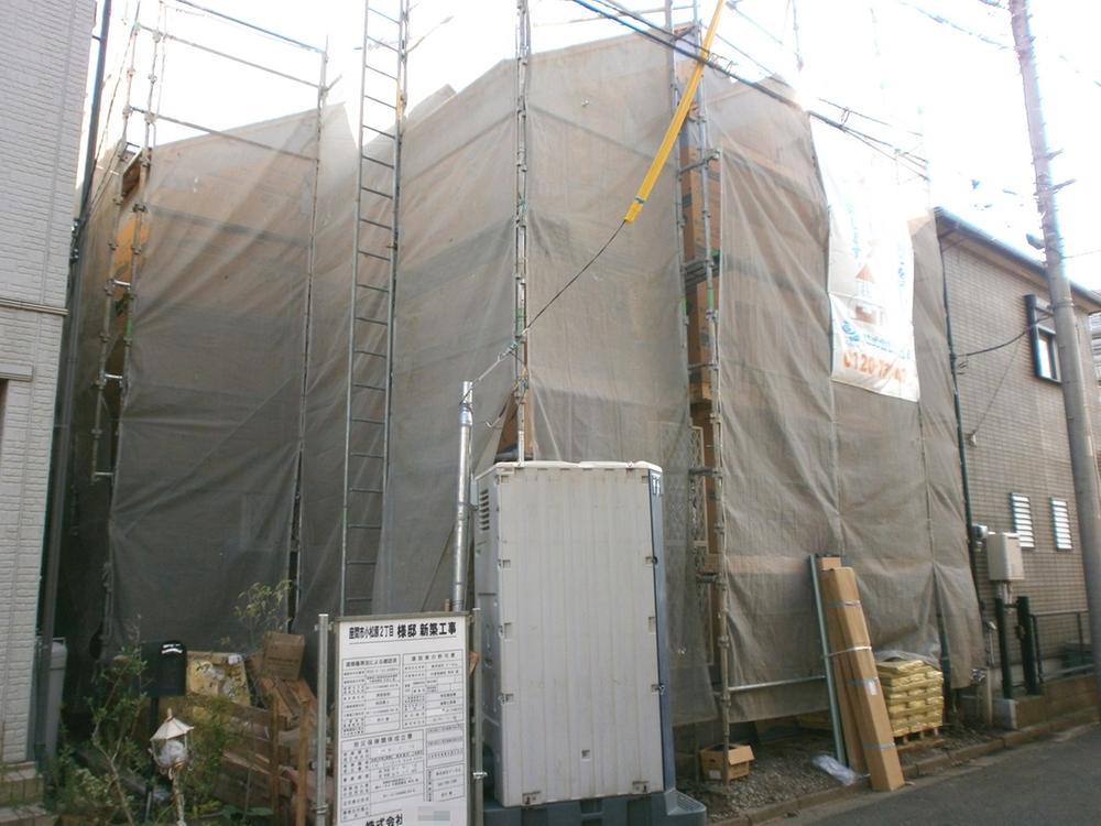 Local appearance photo. Local (11 May 2013) Shooting