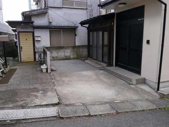Parking lot
