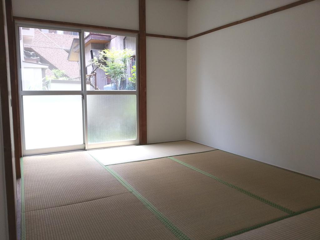 Living and room