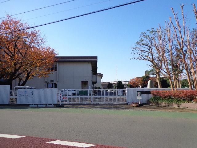 Primary school. 800m to Asahi Elementary School
