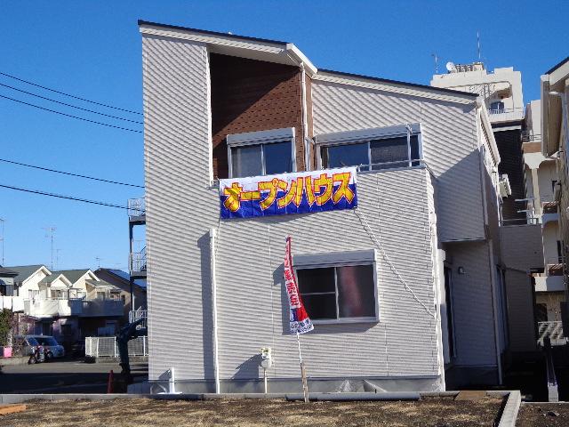 Local appearance photo. (Building 2) appearance, 2013 December 22, shooting