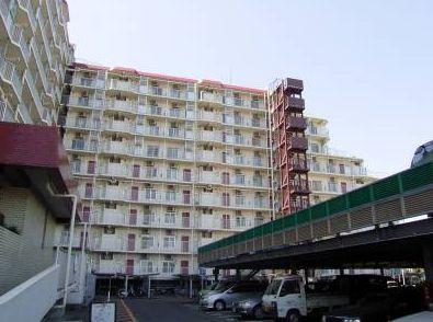 Local appearance photo. It is the top floor of a large apartment
