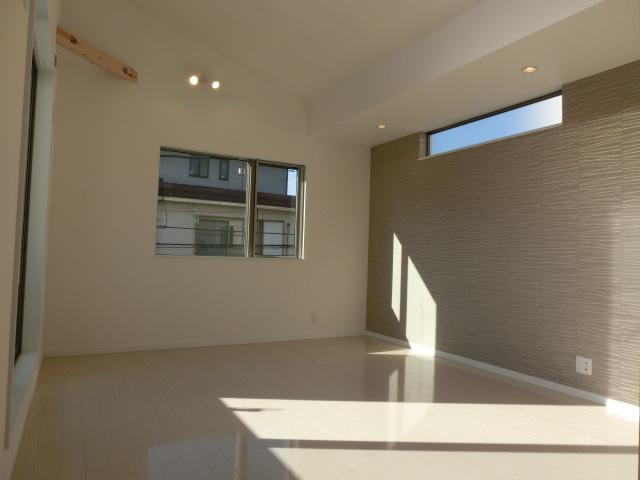 Living. Indoor (12 May 2013) Shooting